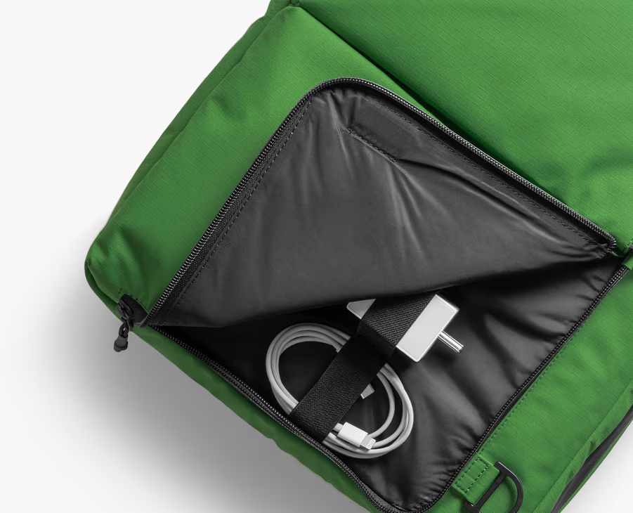 Pole Convertible Totepack(Basalt,Coral,Lagoon,Sand,Seagrass)
