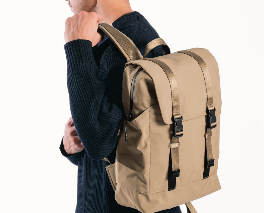 Taiga Backpack(Basalt,Coral,Lagoon,Sand,Seagrass)
