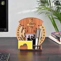 Gift Kya De Infinite Circular Calendar With Pen, Card Holder | Clock And Photo Frame Options Available | Desk Accessories