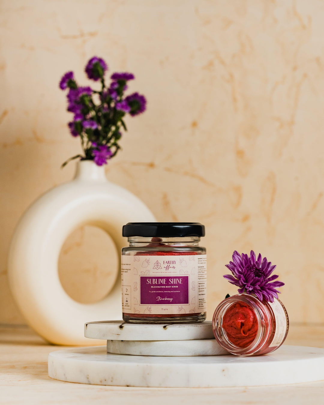 Earthy Affair Strawberry Sublime Shine