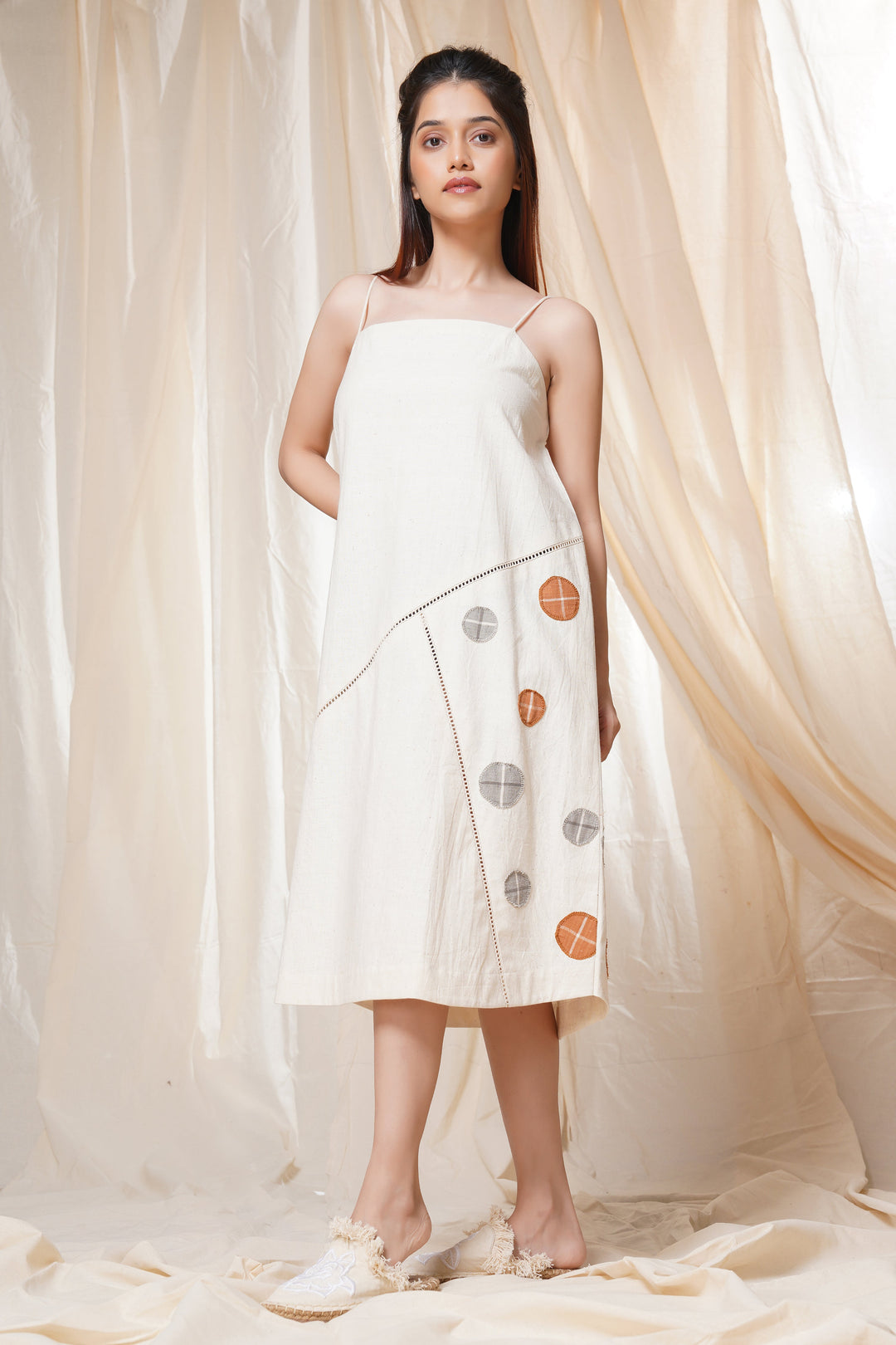 Timeless Checks- Low-Carbon Polka Applique Dress