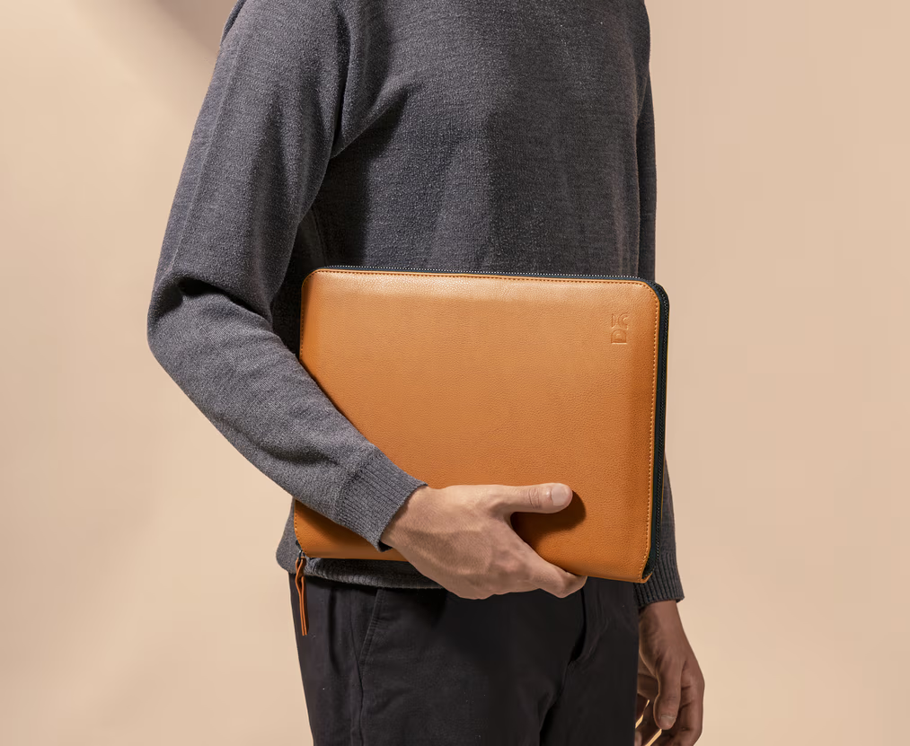 Urbane Tech Folio(Black,Tan)