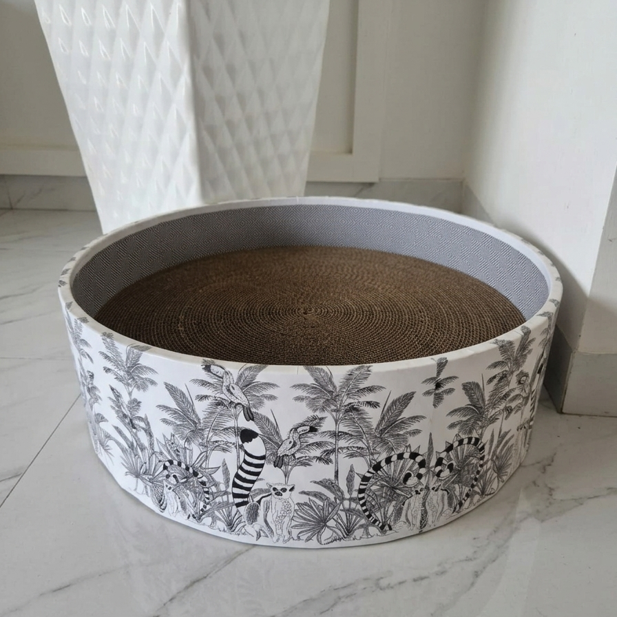 The Bella Scratch Bed - Madagascar