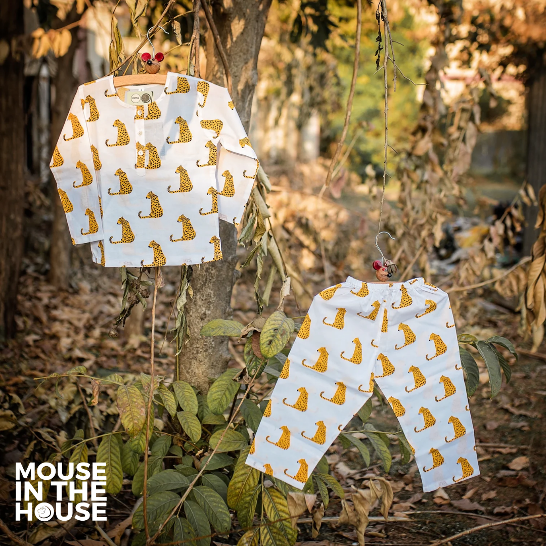 Mouse In The House The Spotty Leopard- Unisex Nightdress