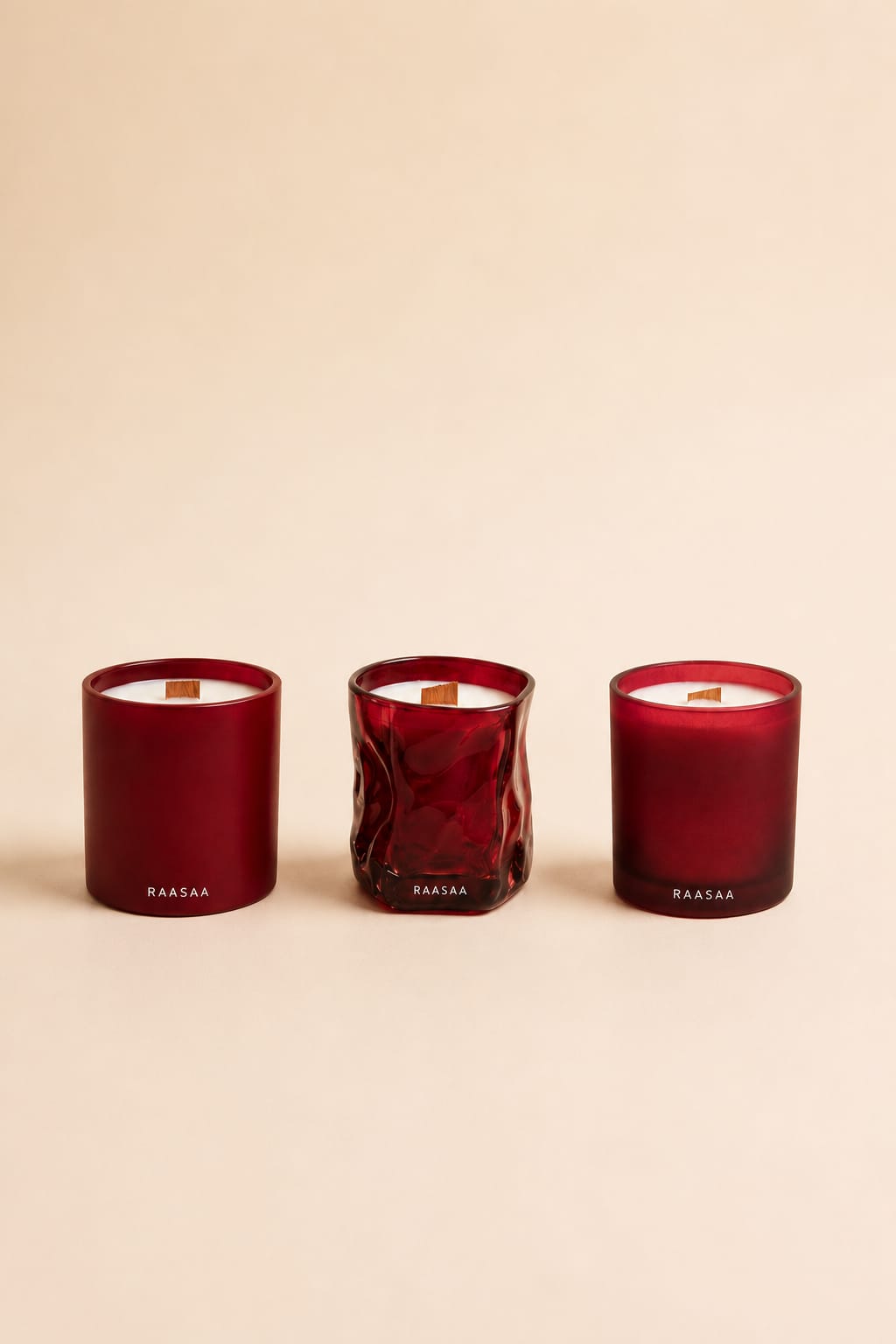 Raasaa Velvet Ember Luxury Scented Candle | Amber, Oud, Musk & Cedarwood | 160g | 30–35 Hours