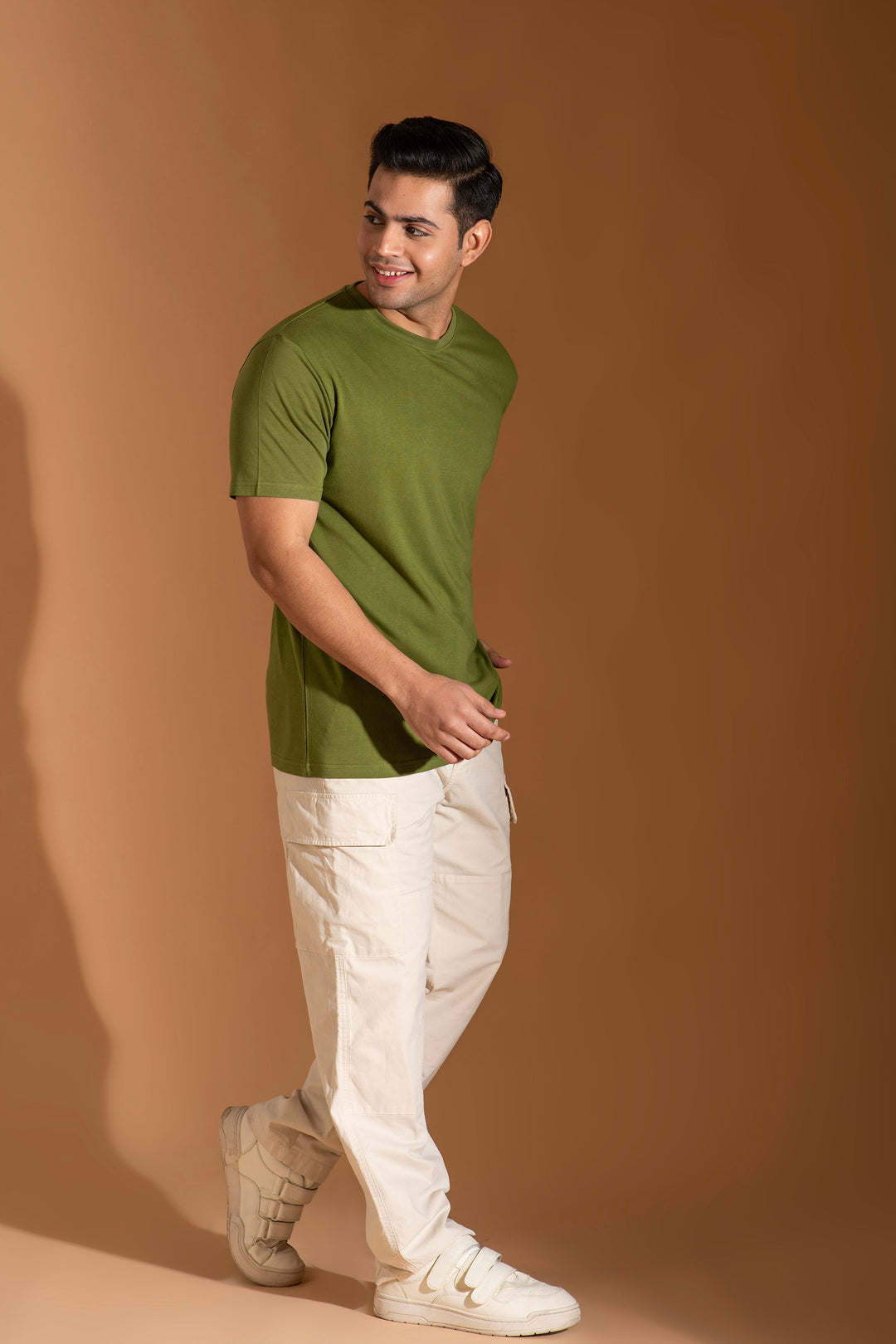 Bambians Organic Bamboo Round Neck T-Shirt for Men : Olive Green