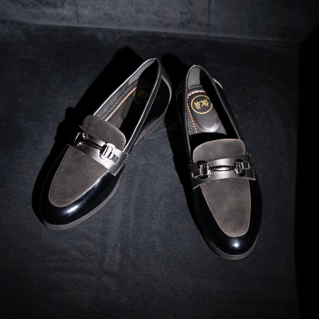 Monkstory Tux Bit Slip-Ons - Black