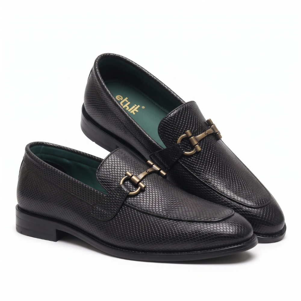 Stunner Textured Black Loafers