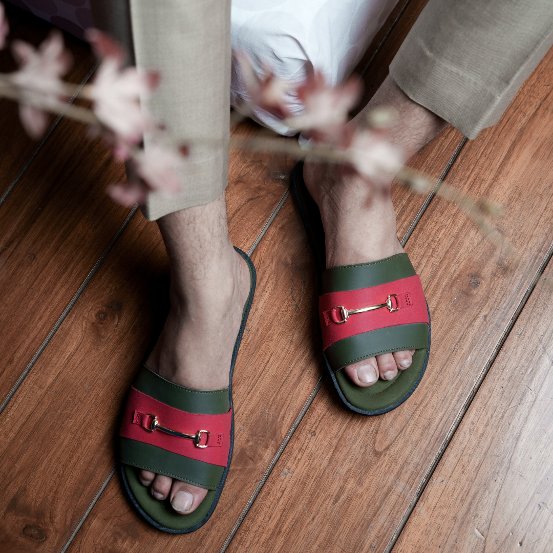 Monkstory Horsebit Slides - Red