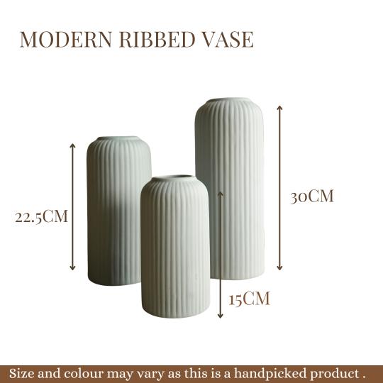 Modern Ribbed vase set of 3 - https://artecasa.in/