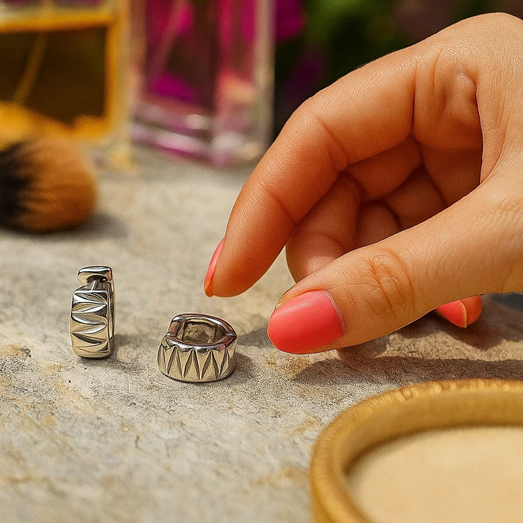 Pyramid mini Bali Earrings