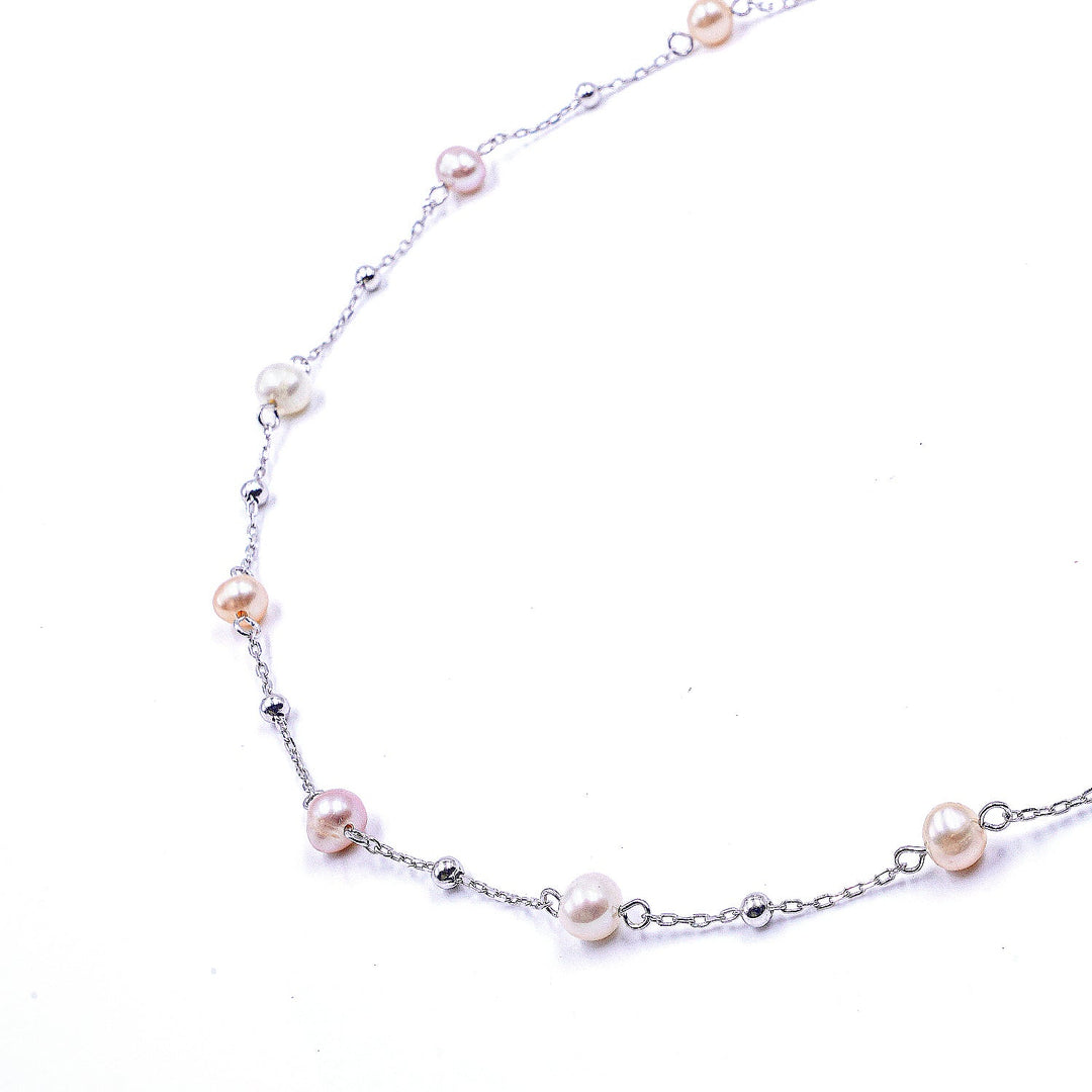 Multi colour pearl Neckalce