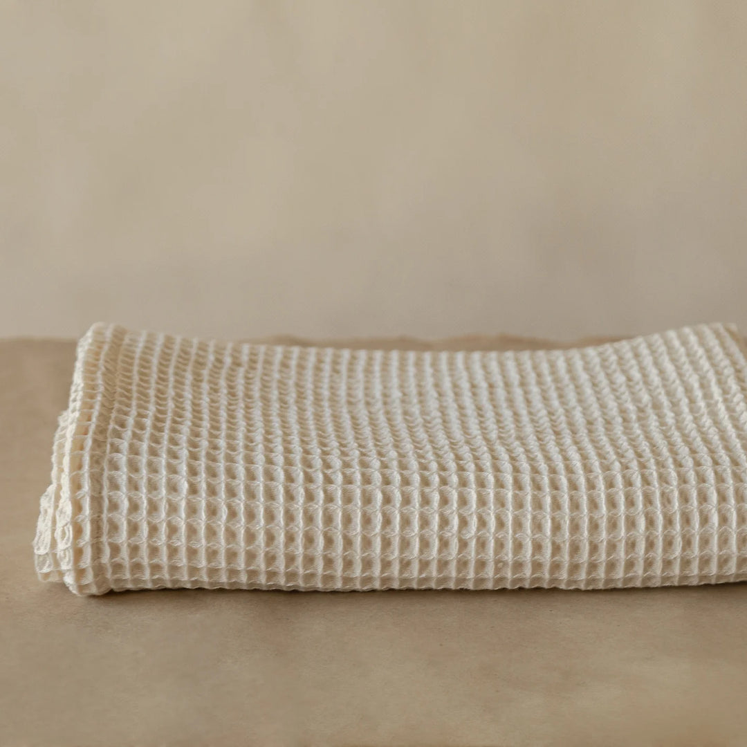 Akiiko Pique Waffle Bath Towel