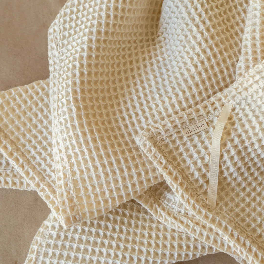 Akiiko Pique Waffle Bath Towel