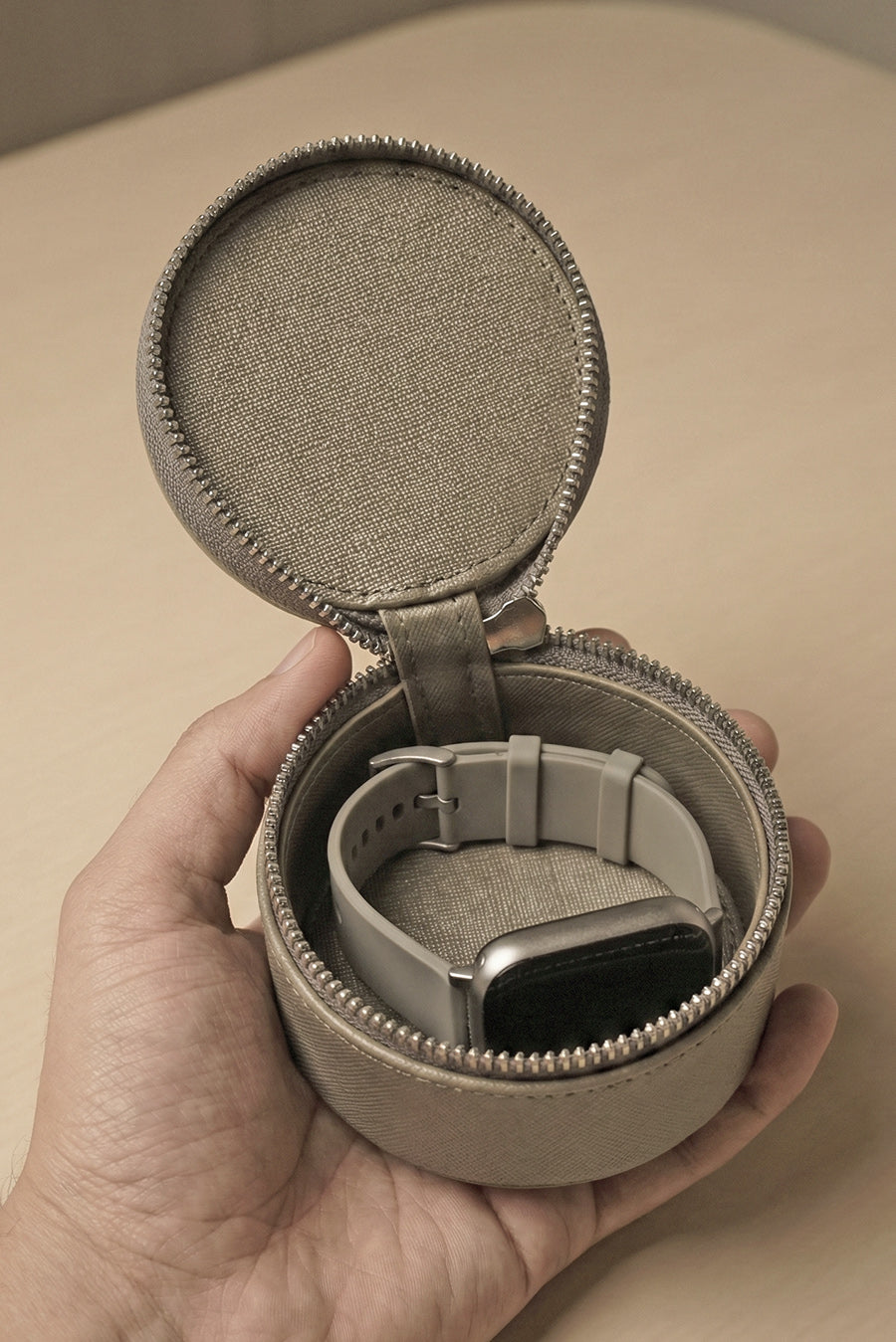 Rogate Medium Vegan Leather Watch Case 