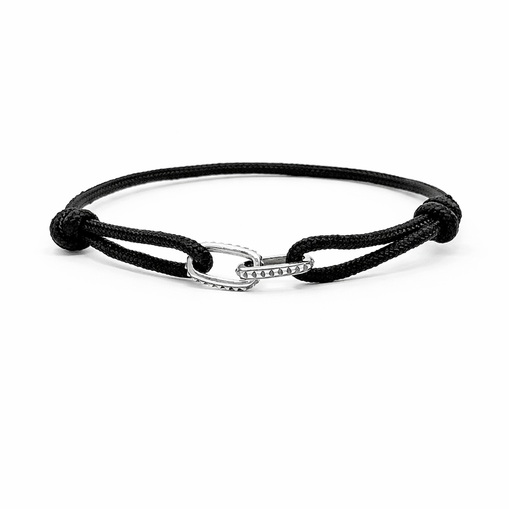Fyre link Thread bracelet in oxidixed 925 sterling silver