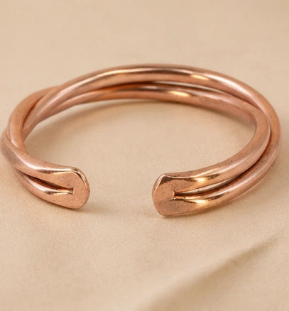Twisted Copper Kada for Men & Women – Ayurvedic Copper Bracelet
