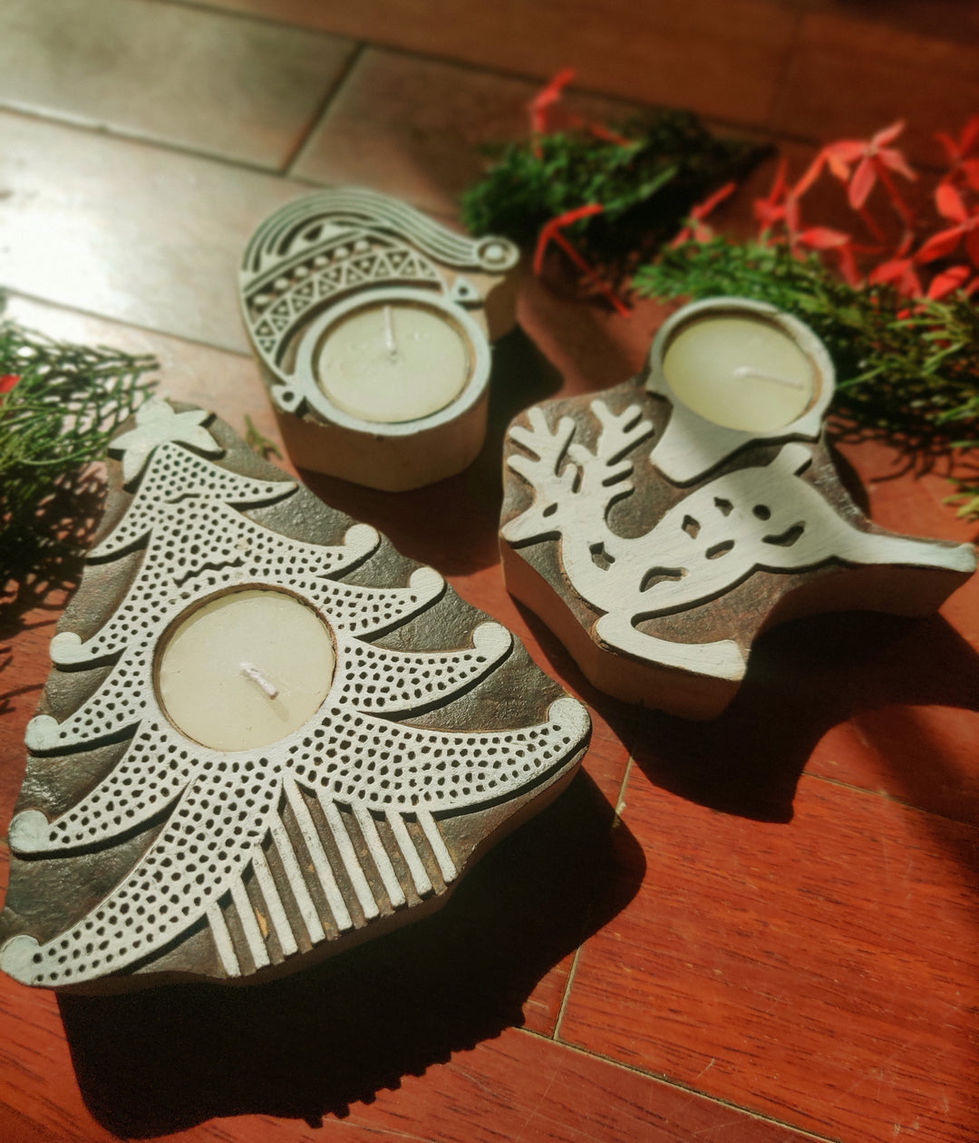 Greenfootprint Handcrafted wooden Christmas tealight candle  holders | set of 3