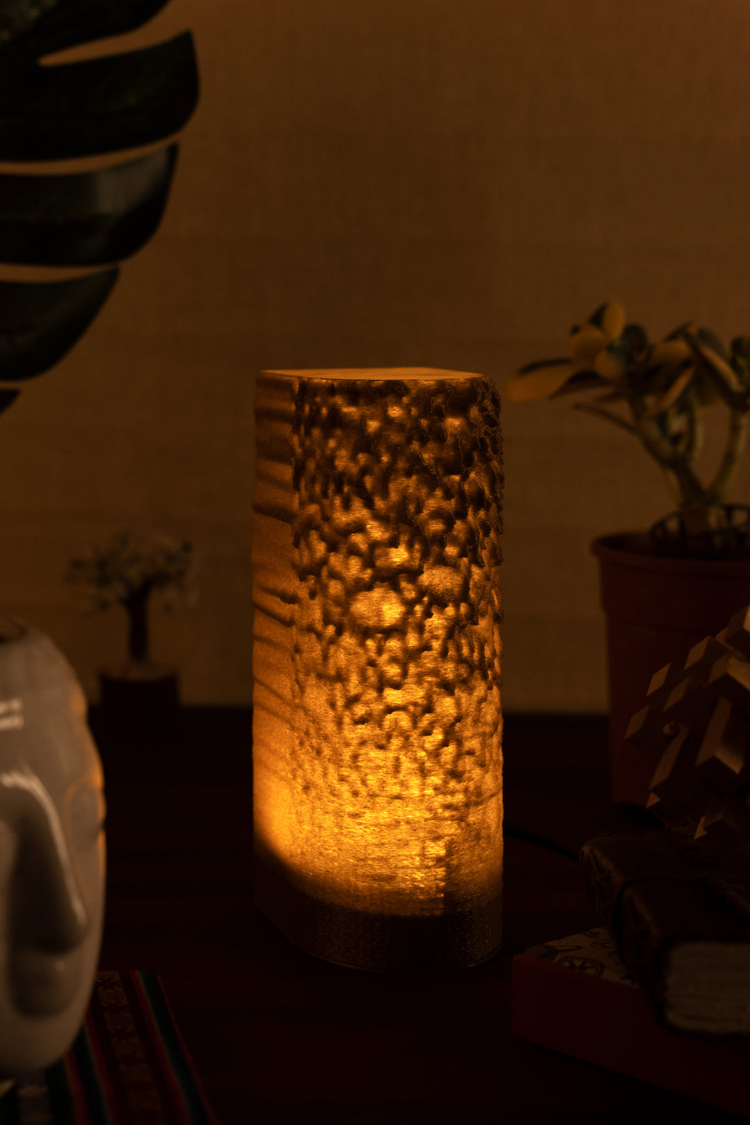 Draco Lamina Table Lamp | Designer LED Table Light