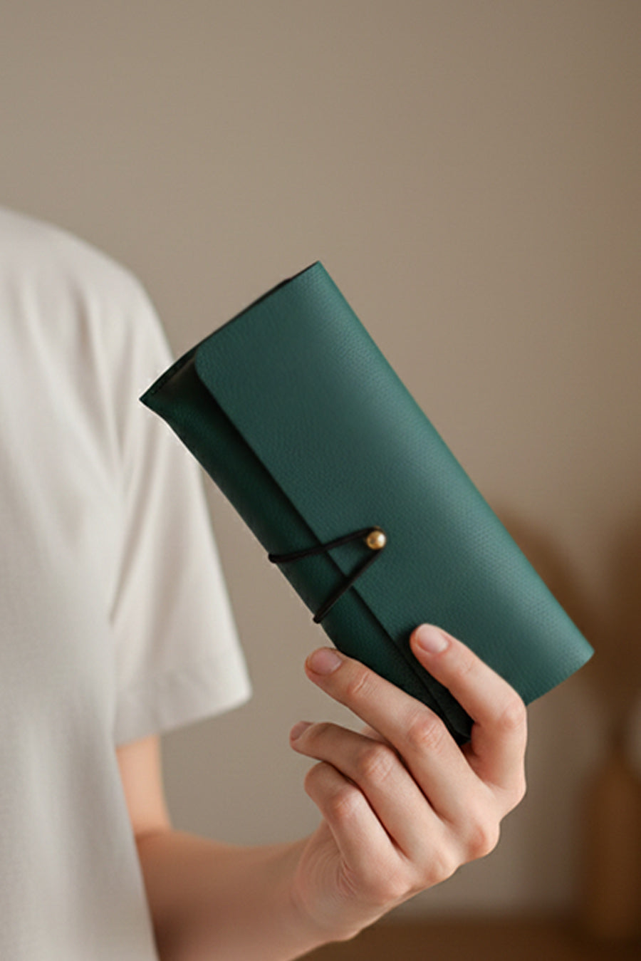 Newell Slim Vegan Leather Sunglass Case 