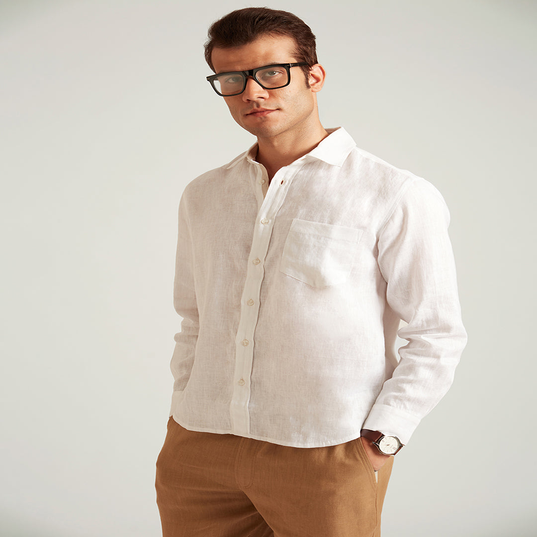 B77 NOAH - Classic White Linen Men&