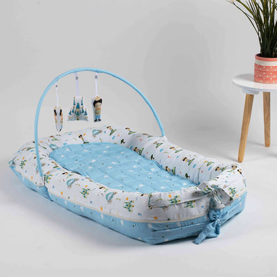 Tiny snooze reversible baby nest- the little prince