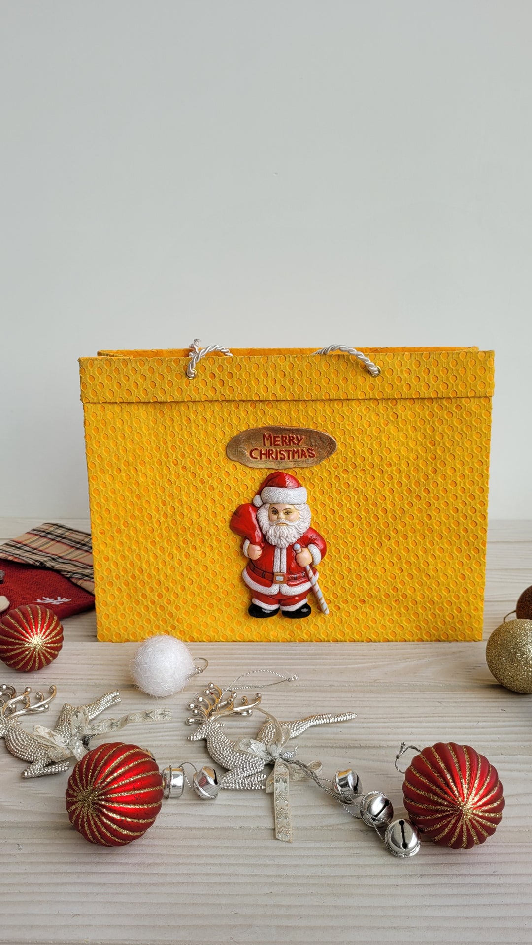 THE ASF SHOP Santa Yellow Bag