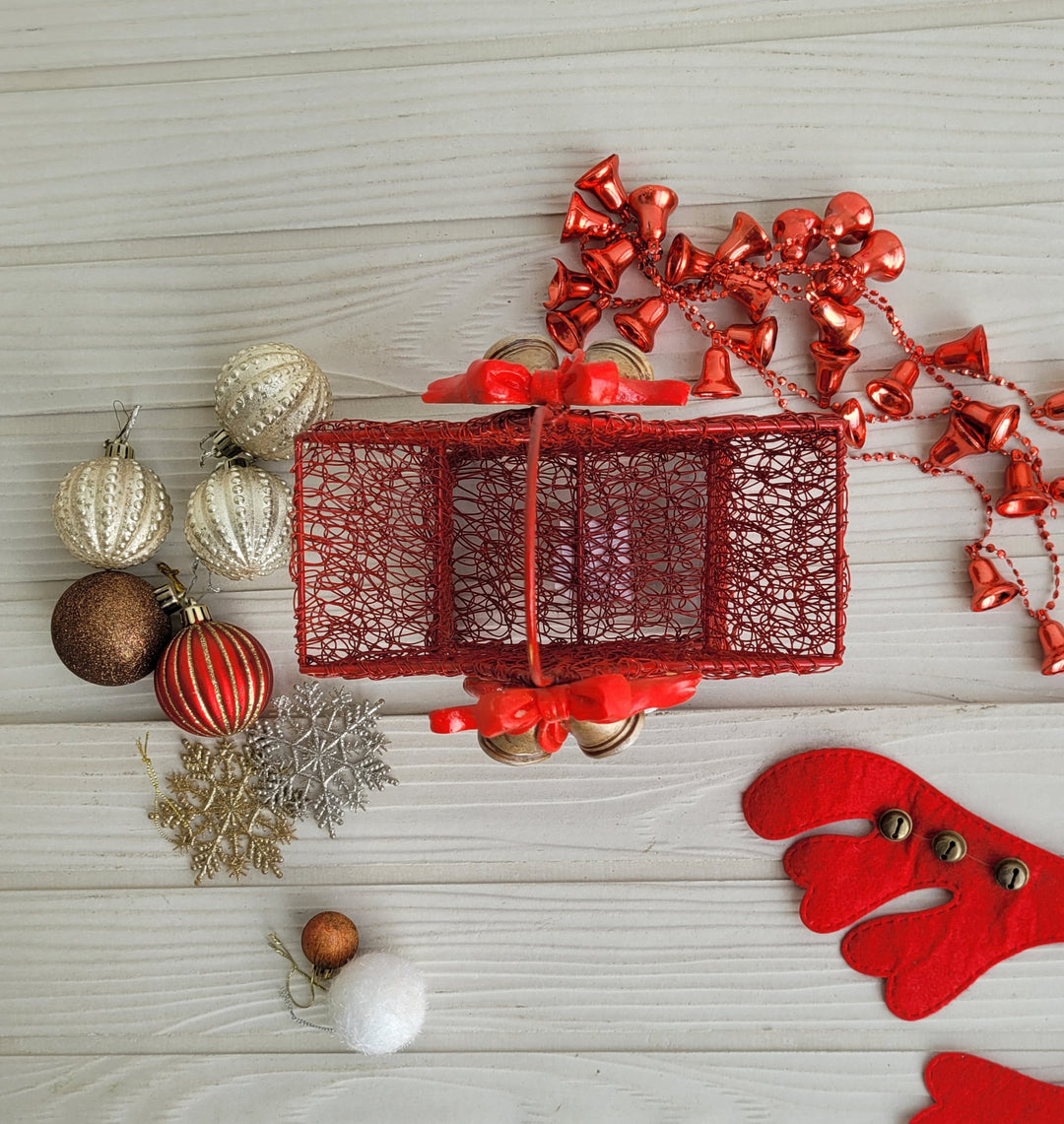THE ASF SHOP The Crimson Santa Star Basket