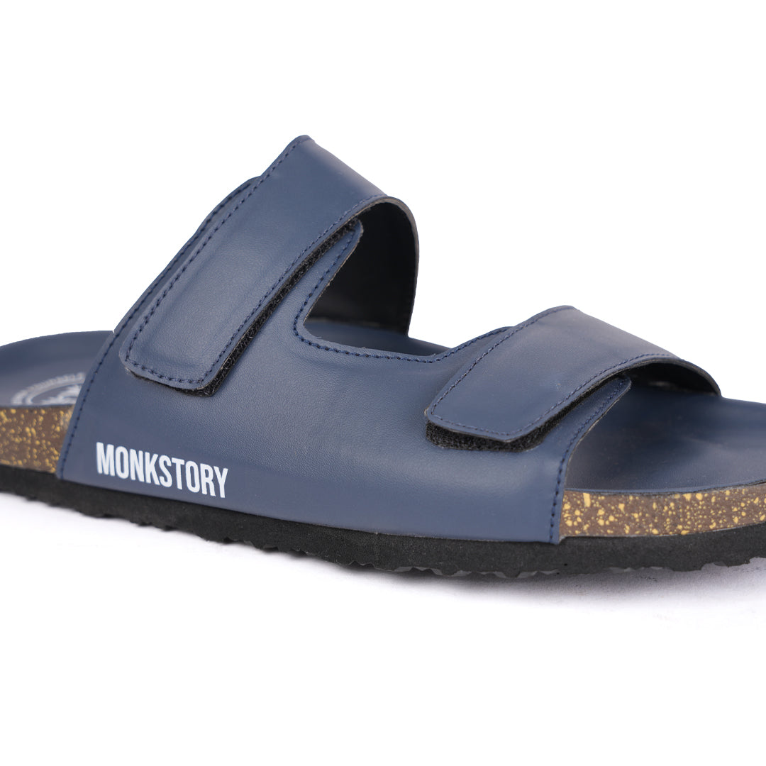 A pair of men&