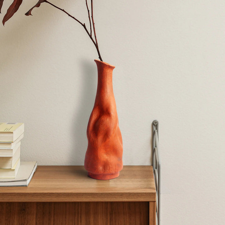 BOT LIPPED ORGANIC Flower Vase - Suspire