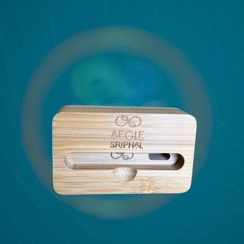 Bamboo Speaker Amplifier and Mobile Holder