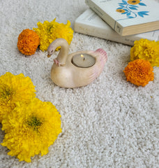 THE ASF SHOP Illuminated Swan Tealight Holder (Pink)