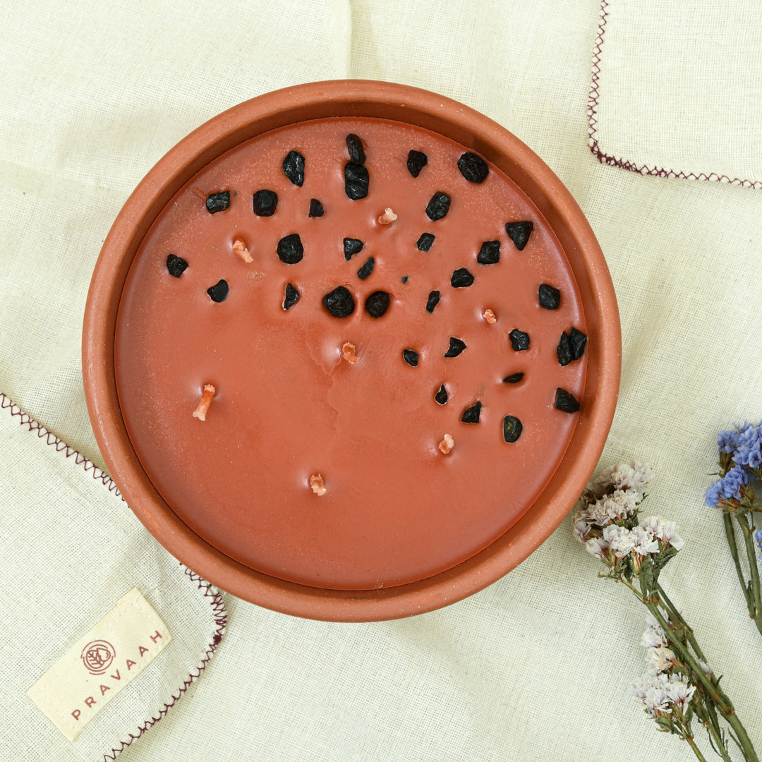 Pravaah Gilli Mitti XL Candle | Smells Like Rain | Multi Wick