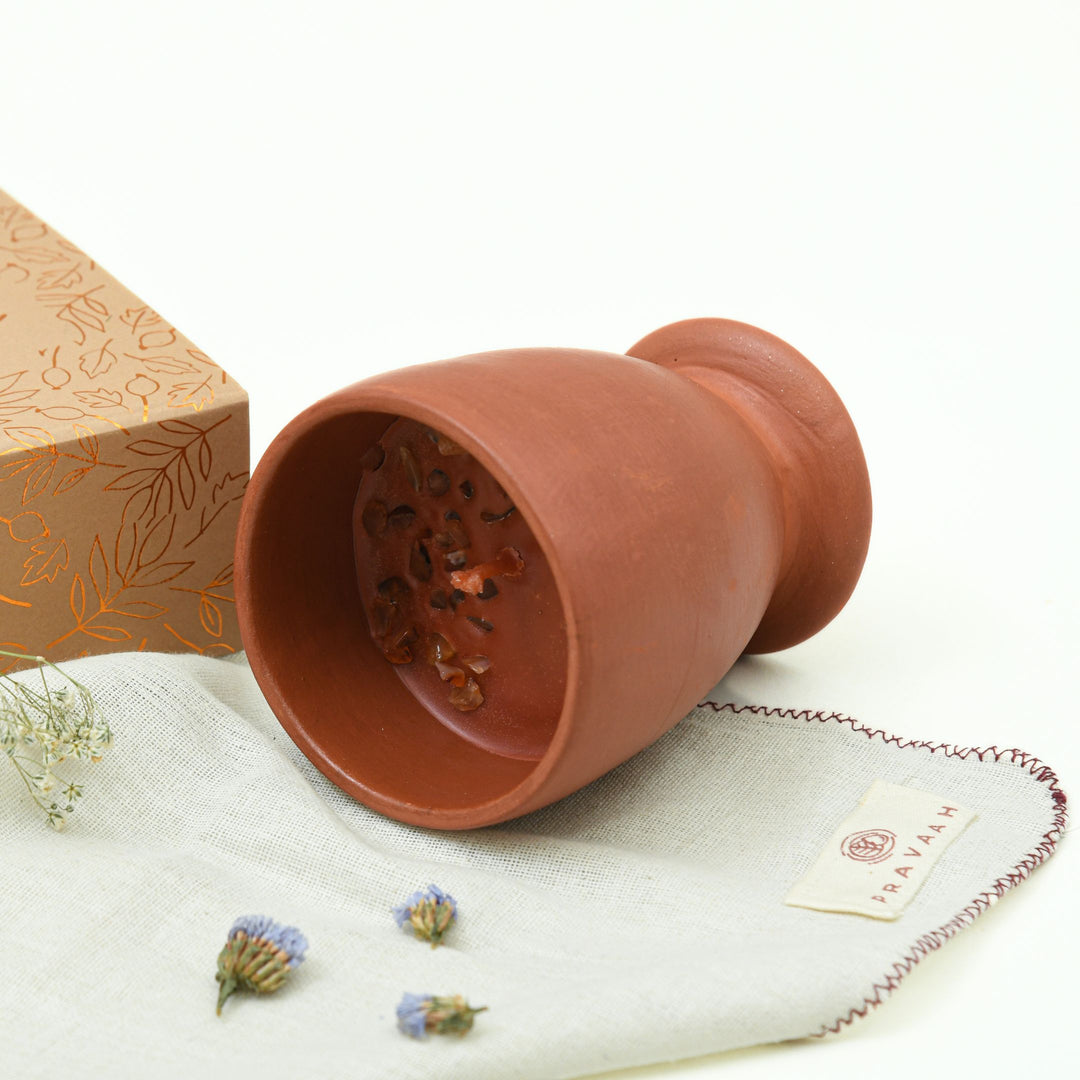 Pravaah Gilli Mitti Candle | Smells Like Rain | Soy wax