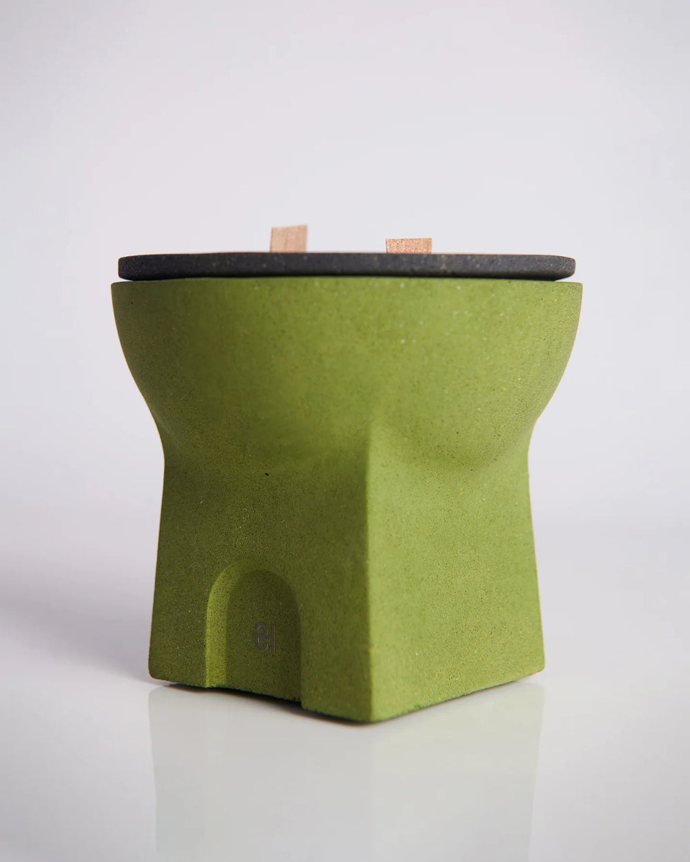 Saanj Refillable Soy Candle