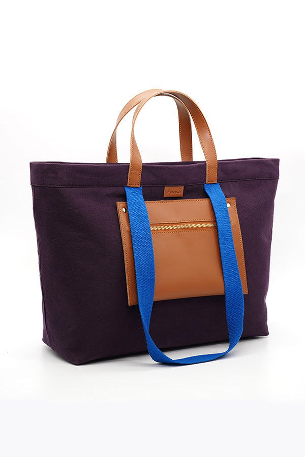 Canvas shopper with contrast handles