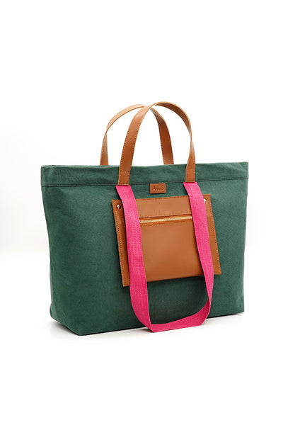 Canvas shopper with contrast handles