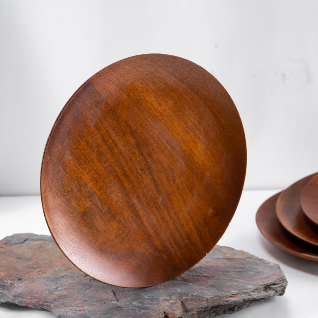 Araana Home Chakr Set of 4 Wooden Plates