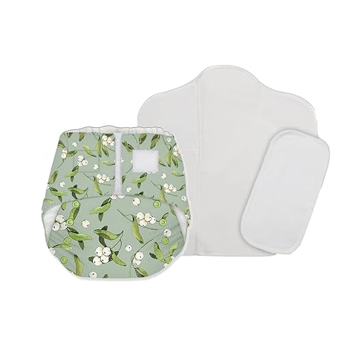 SNUGKINS Newborn Bliss Diapers for Newborn Babies (2.5-7kg) | Washable & Reusable | 1 Cloth Diaper, 1 Wet-Free Organic Cotton Pre-fold & 1 Booster Pad - Pack 1