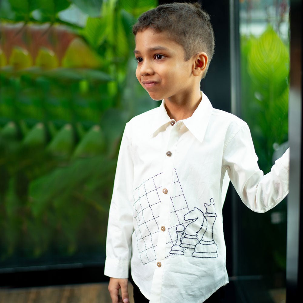Chess Checkmate Embroidered Organic Cotton Shirt - White - Suspire