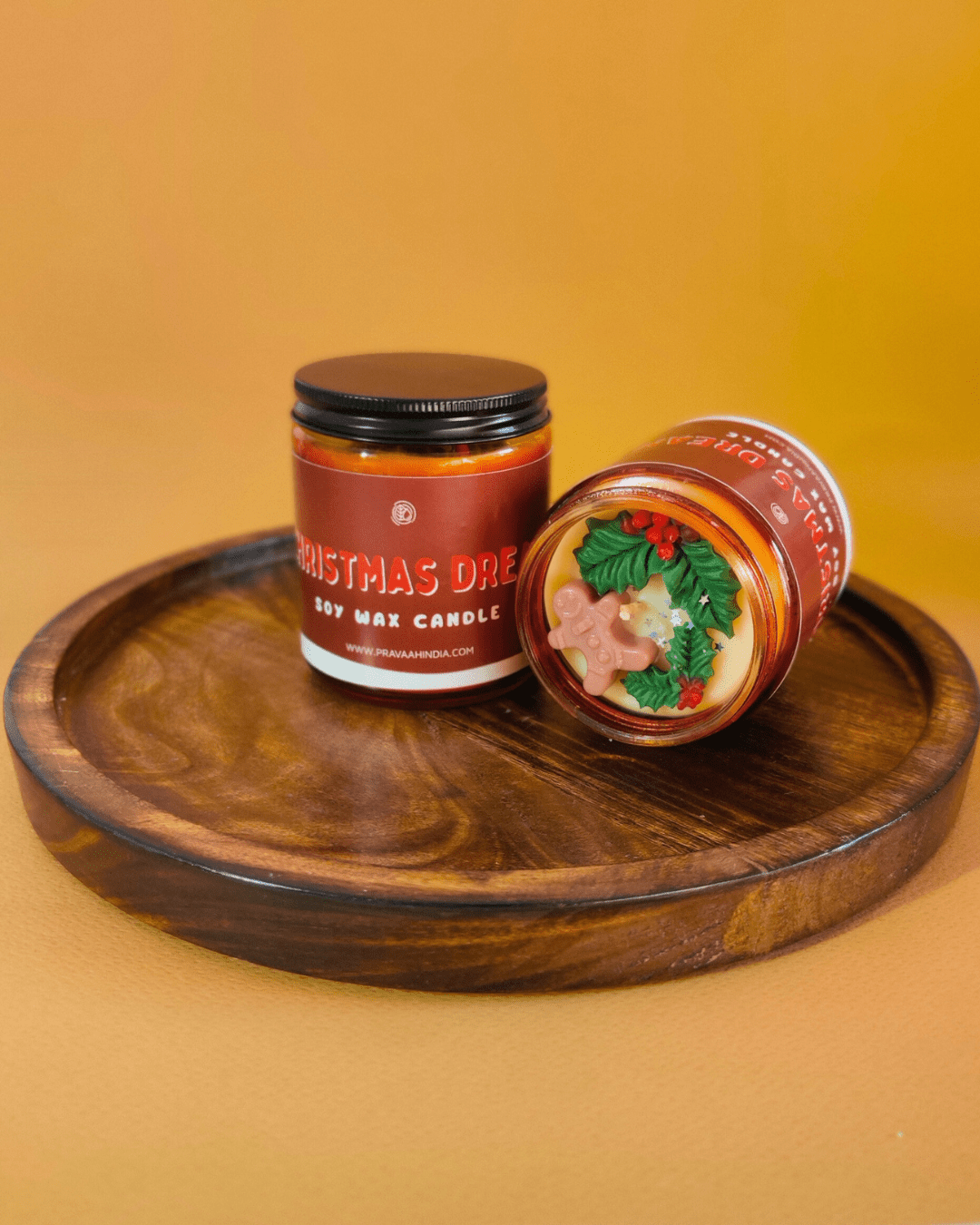 Christmas Dreams Soy Wax Candle, Chocolate Fragrance - Suspire