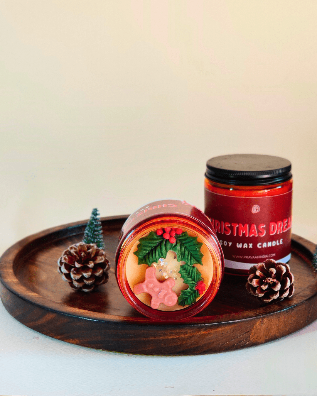 Christmas Dreams Soy Wax Candle, Chocolate Fragrance - Suspire