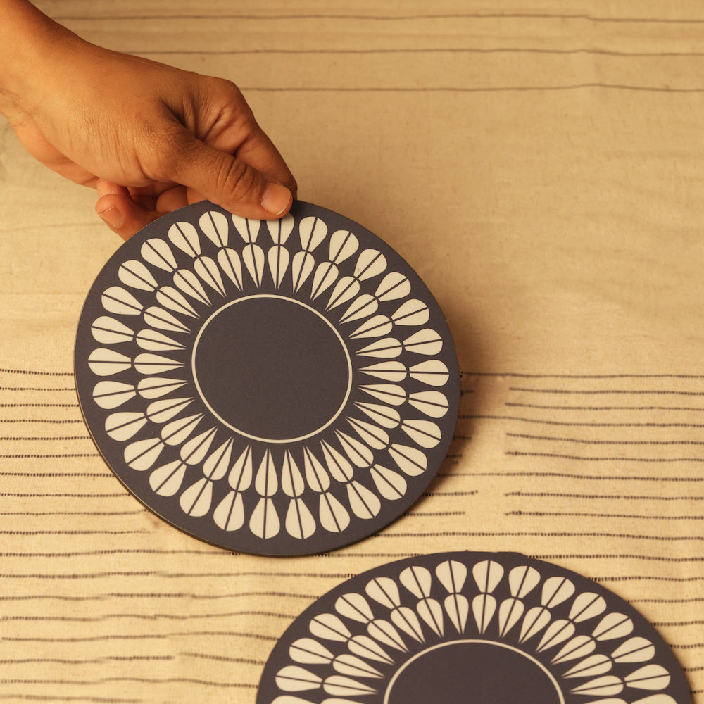 BambaiSe Blue Petal Big Trivet | Set of 4 | Big Size