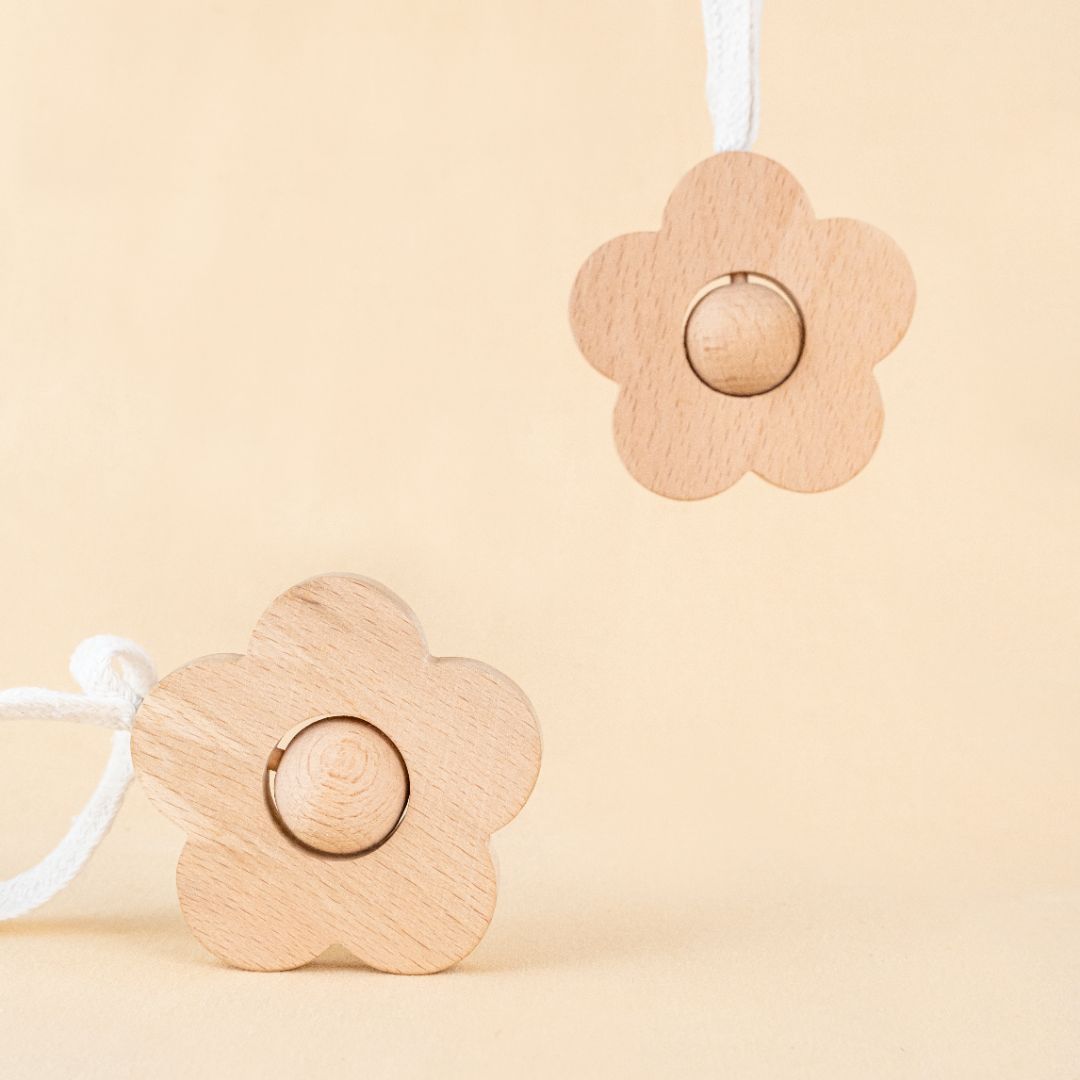 Little Lifters Blossom Rattle