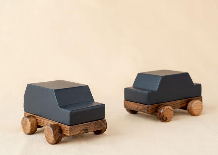 Little Lifters Dream Drive Magnetic Chalkboard Car
