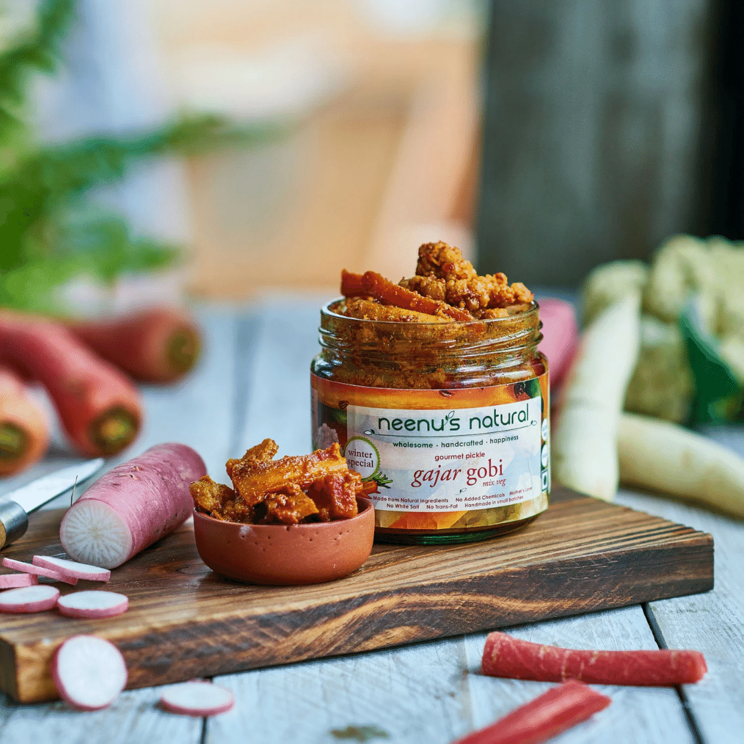 Neenus Natural Gajar Gobi Mix Veg Pickle - 200 ml