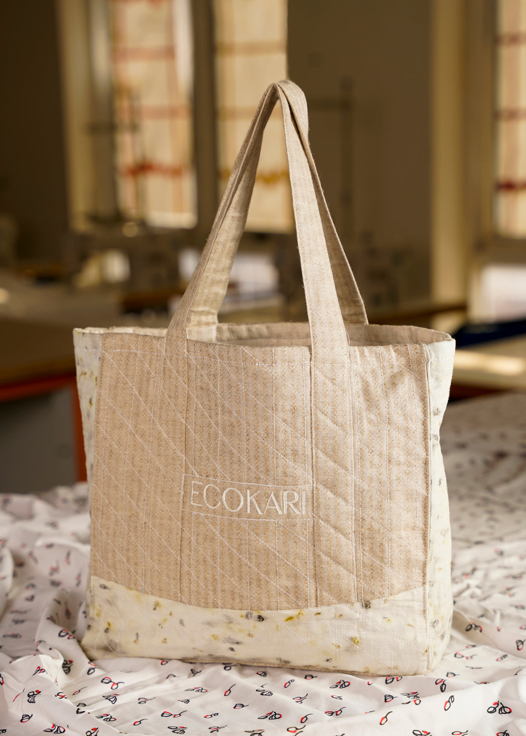 Ecokari Hemp tote bag | beige & white