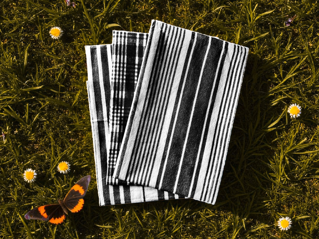 Country Village - Kitchen linen set ( Apron , Mittens , Kitchen towels)