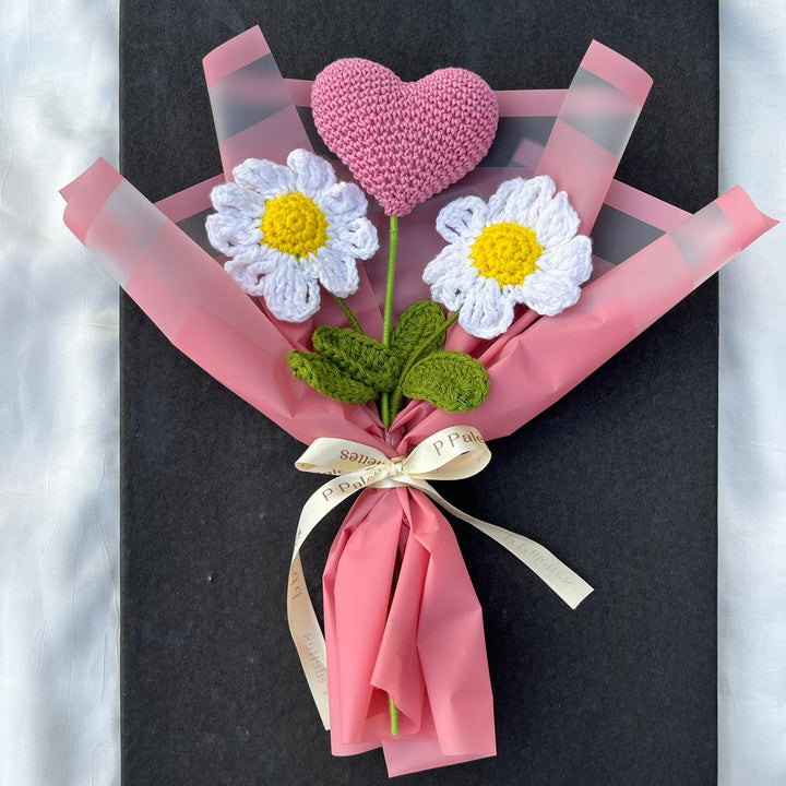 P Palettes Daisy Blossom Bouquet, handmade, gifting, décor, crochet