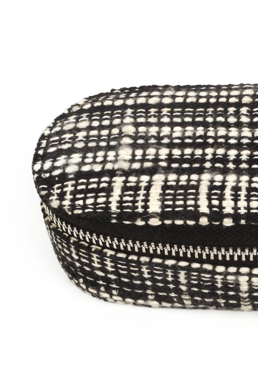 The House Of ganges Eyewear Handloom Case